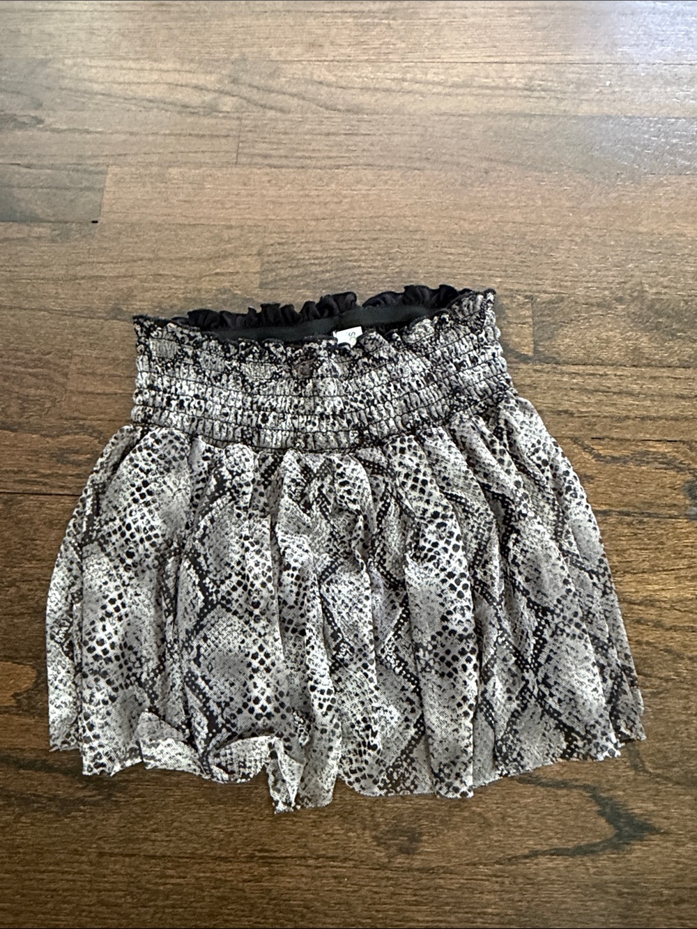 Cheryl Creations Girls Snake-Print Skort - Black & White